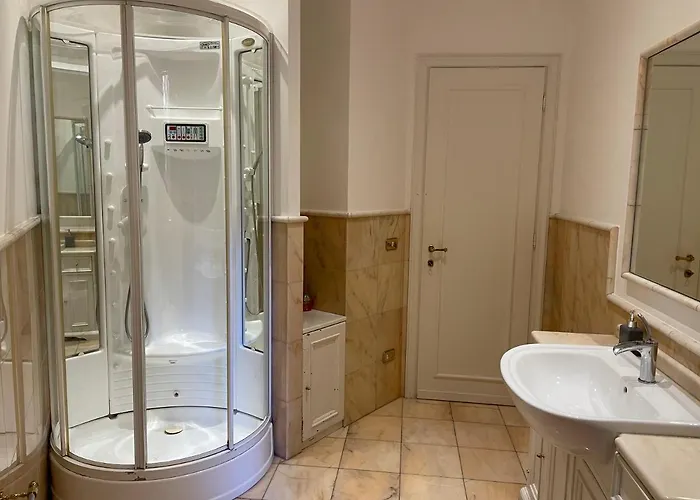 Queenavona Apartament