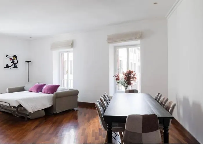 Queenavona Apartament