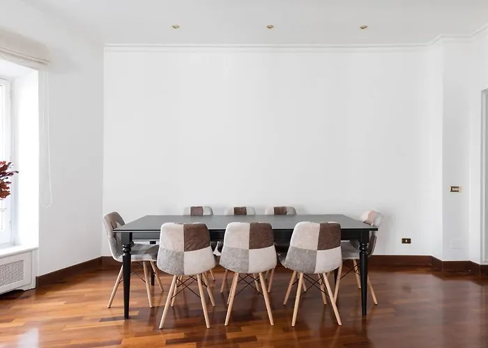 Queenavona Apartament